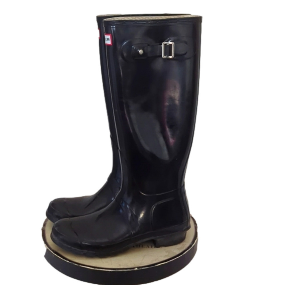 - Hunter Original Black Glossy Outdoor Rain Boots. - Picture 1 of 9